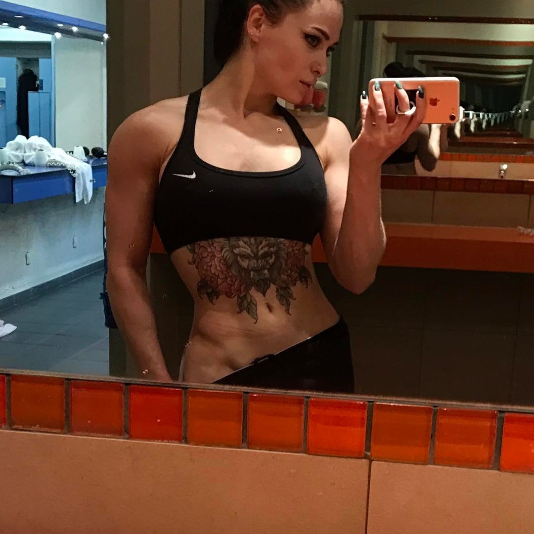 ADRA escort call girl p